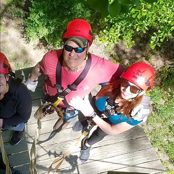 Meet your Posher, Amber - Picture 8 of 16